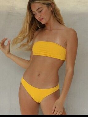 Toast Swim Daffodil Yellow Bikini Bottom Classic Coverage Medium NWOT Summer